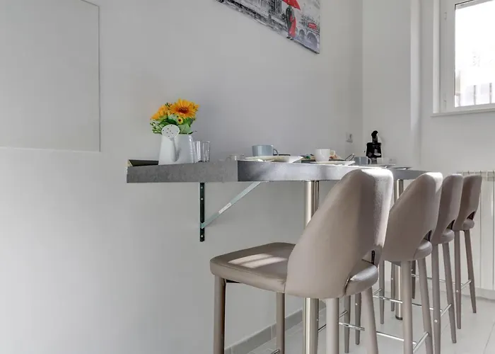 Voyager House Termini - Home&more Gasthof